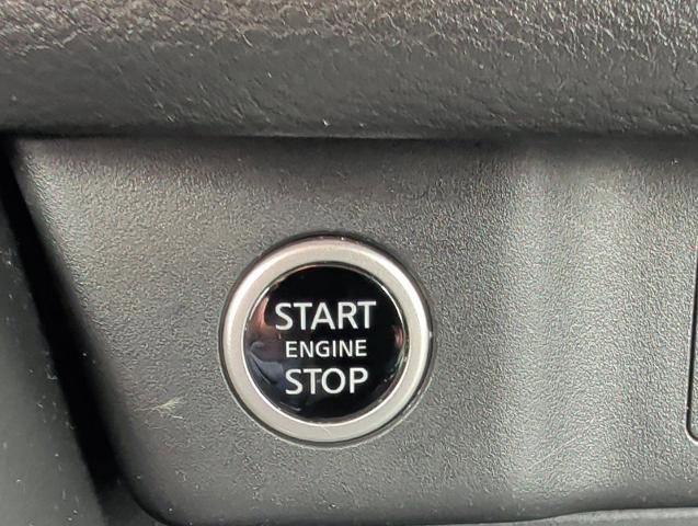 Certified 2023 Nissan Rogue SV image 18