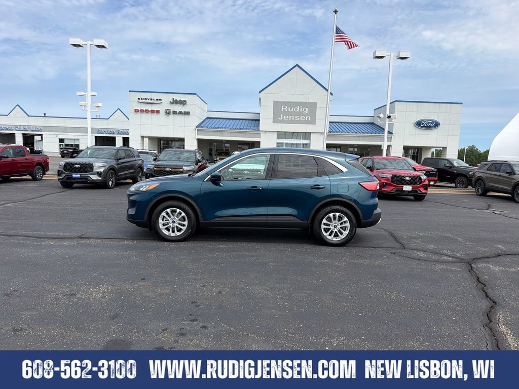 Used 2020 Ford Escape SE AWD/4WD image 2