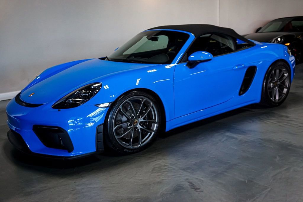 Used 2022 Porsche 718 Boxster Spyder image 3