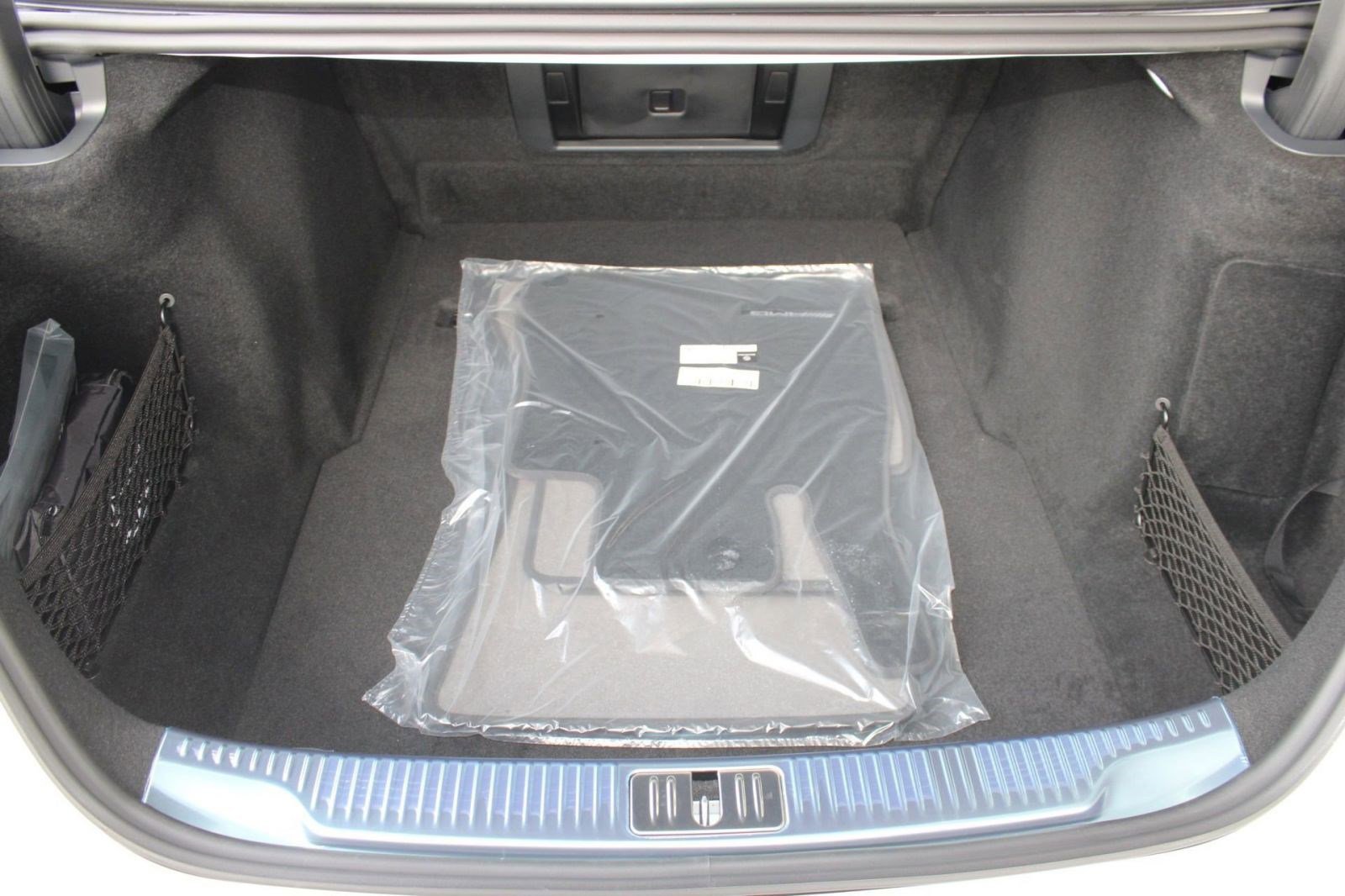 New 2026 Mercedes-Benz S 580 4MATIC Sedan image 31