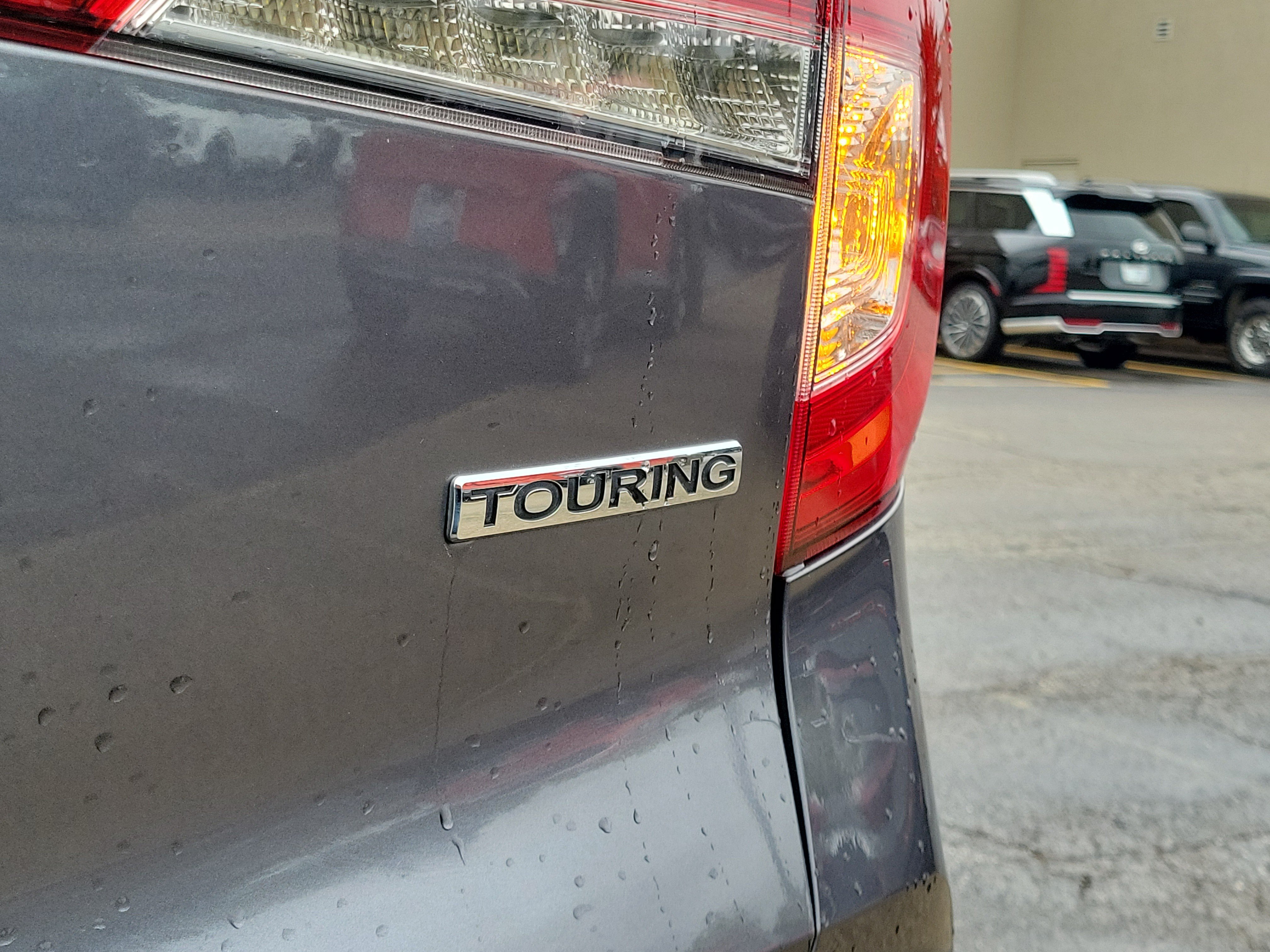 Used 2019 Honda Pilot Touring image 7