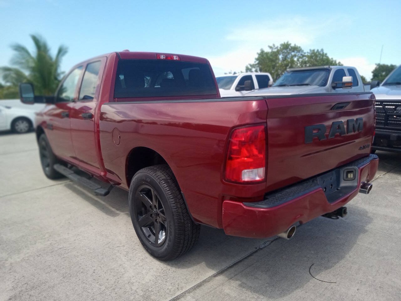 Used 2018 RAM 1500 Express w/ Express Value Package AWD/4WD image 5