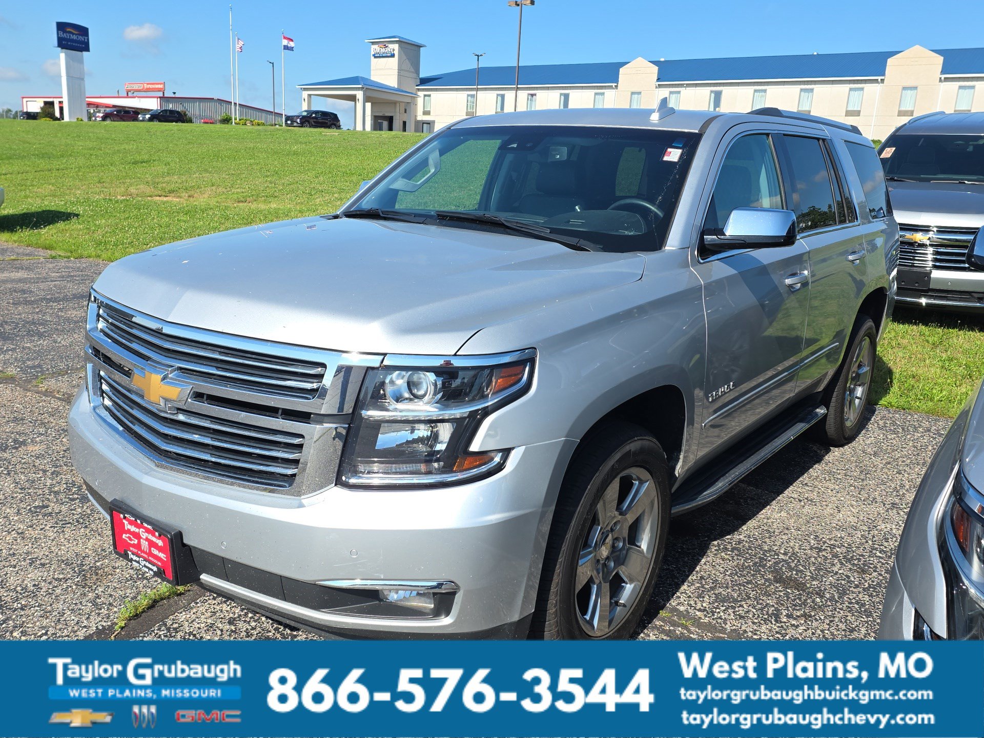 Used 2020 Chevrolet Tahoe Premier AWD/4WD image 3