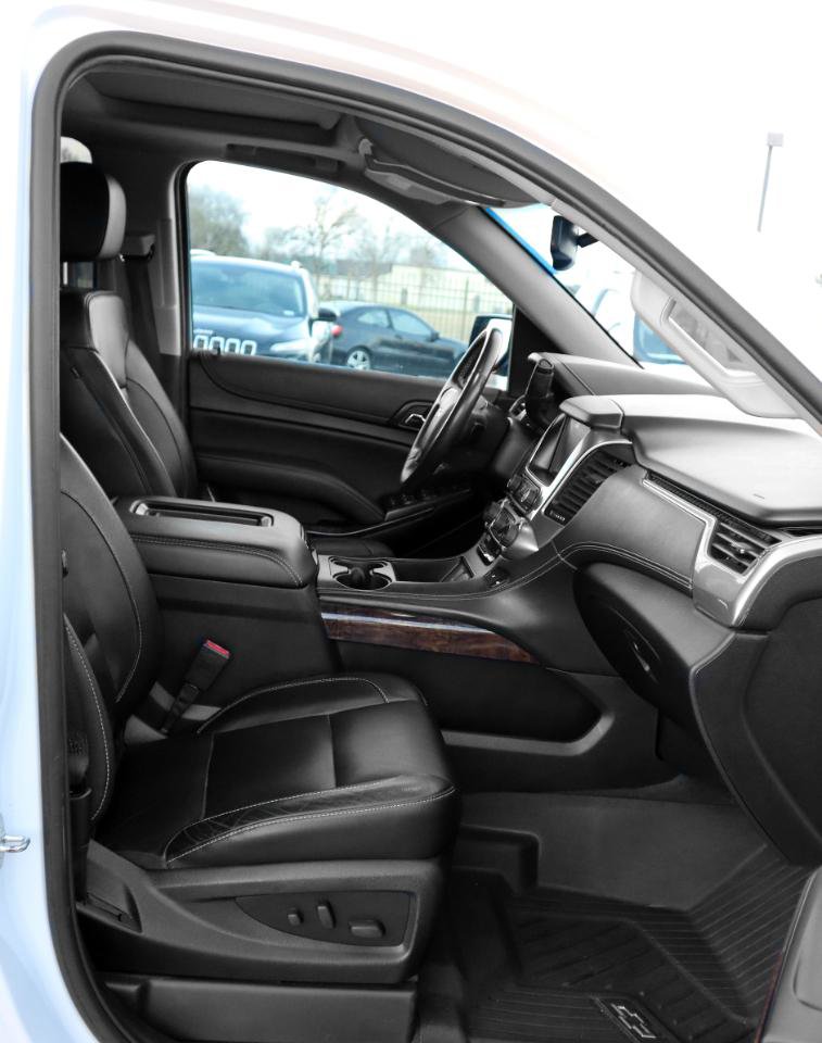 Used 2020 Chevrolet Suburban LT image 18
