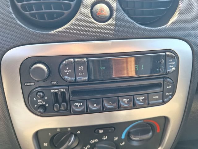 Used 2004 Jeep Liberty Sport w/ PWR Convenience Group AWD/4WD image 22