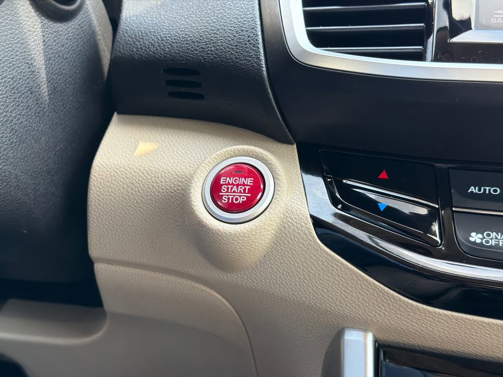 Used 2016 Honda Accord EX-L image 23