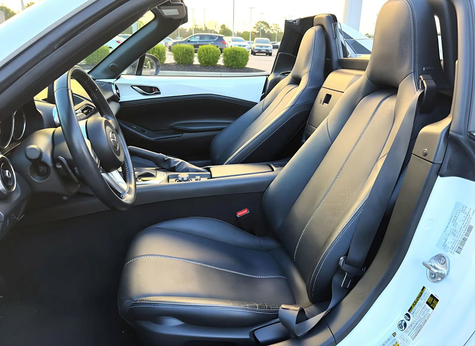 Used 2023 MAZDA MX-5 Miata Grand Touring image 11