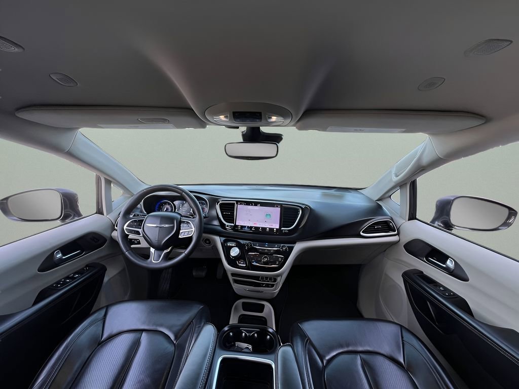 Used 2022 Chrysler Pacifica Touring-L FWD image 20