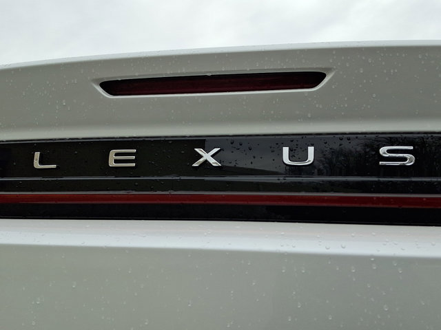 New 2026 Lexus RZ 450e AWD image 17