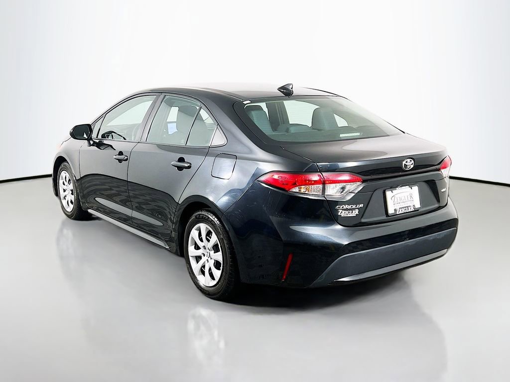 Used 2021 Toyota Corolla LE image 7