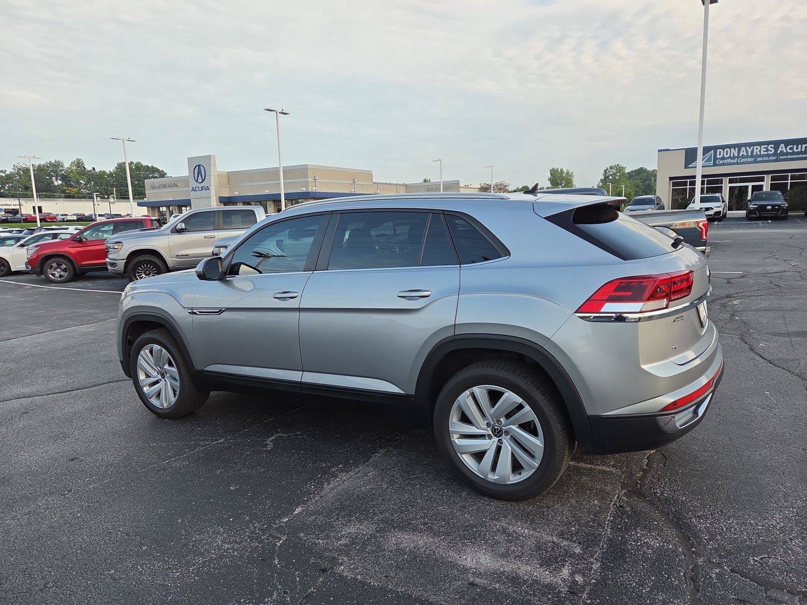 Used 2022 Volkswagen Atlas Cross Sport SE w/ Panoramic Sunroof Package AWD/4WD image 26