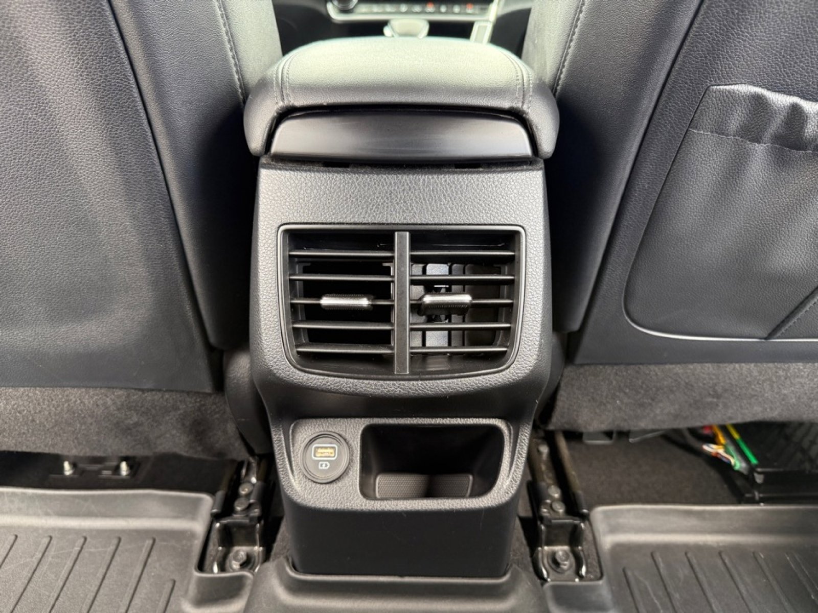 Used 2021 Kia Seltos SX image 32