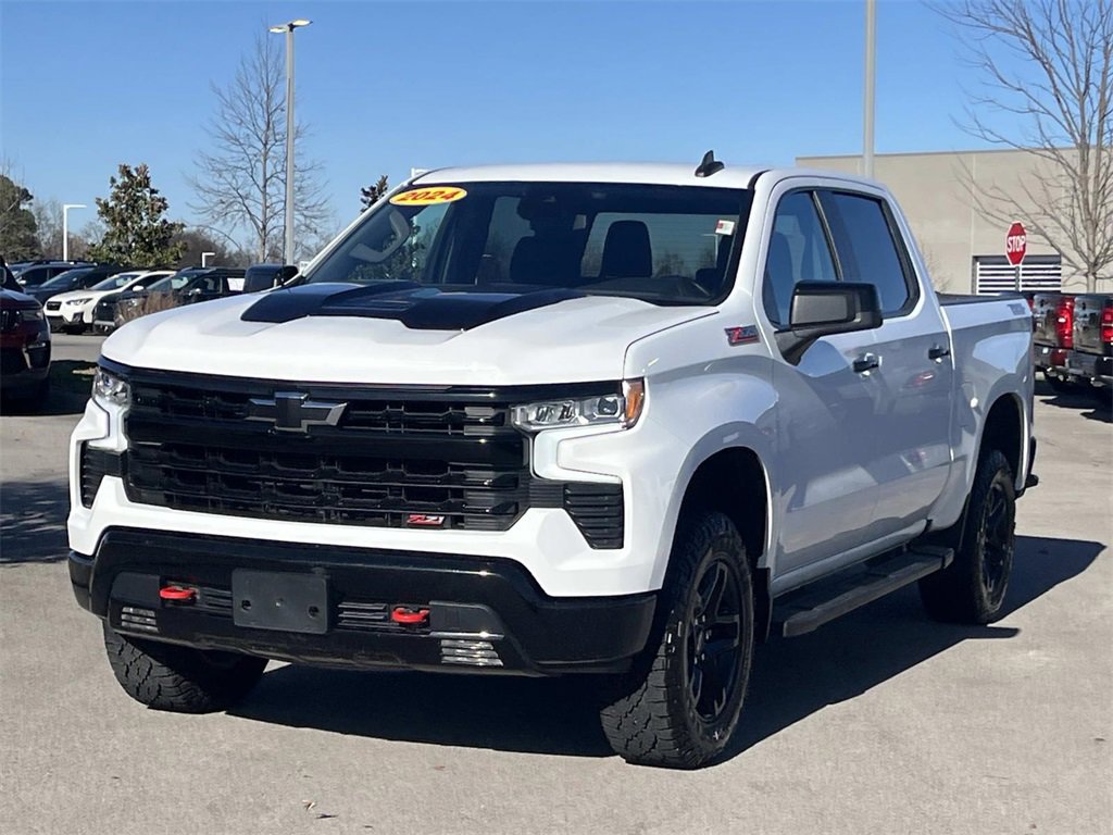 Used 2024 Chevrolet Silverado 1500 LT Trail Boss w/ Protection Package image 4