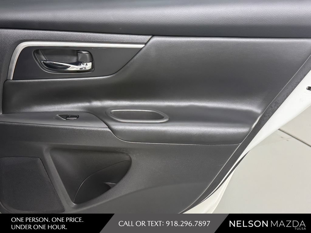 Used 2018 Nissan Altima 2.5 SR w/ SR Midnight Edition FWD image 39