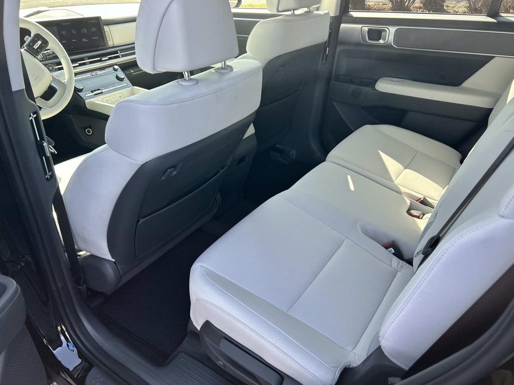 New 2026 Hyundai Santa Fe SE AWD/4WD image 17