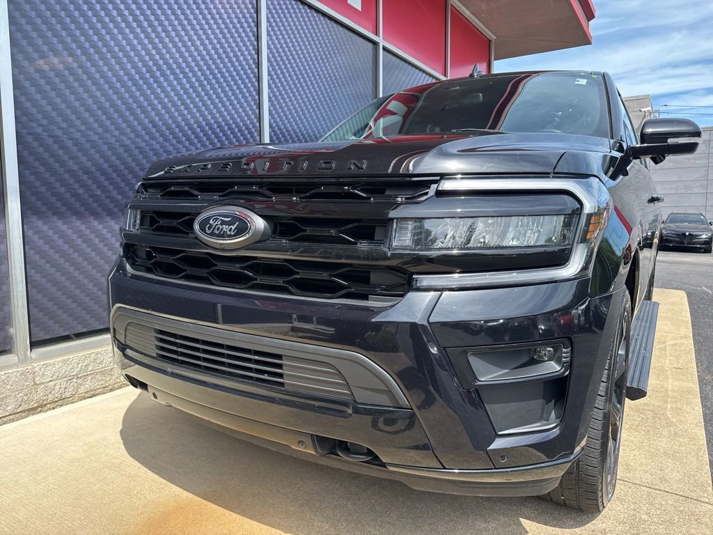 Used 2023 Ford Expedition Max Limited AWD/4WD image 17