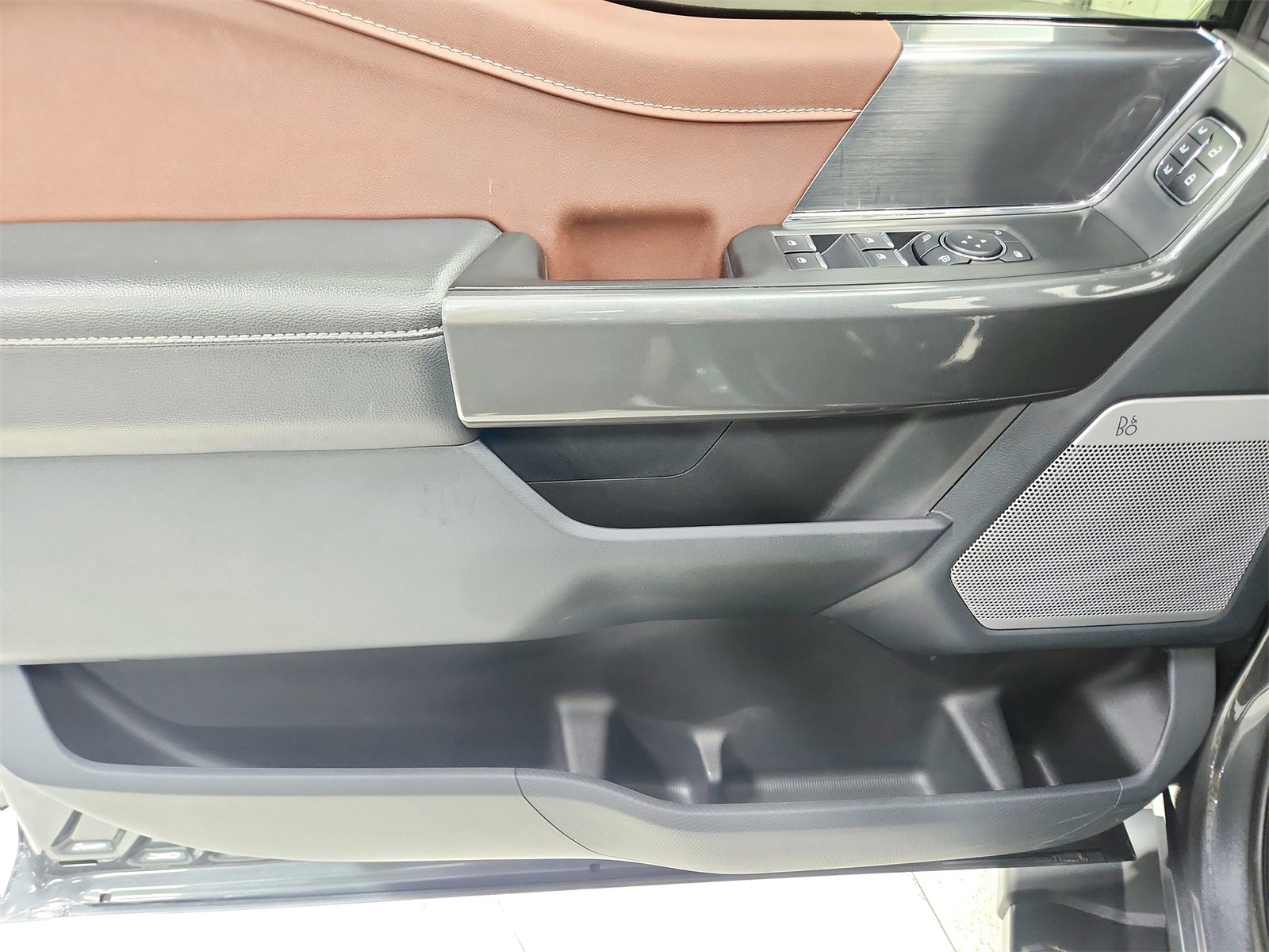 Used 2023 Ford F150 Lariat w/ Equipment Group 502A High image 42