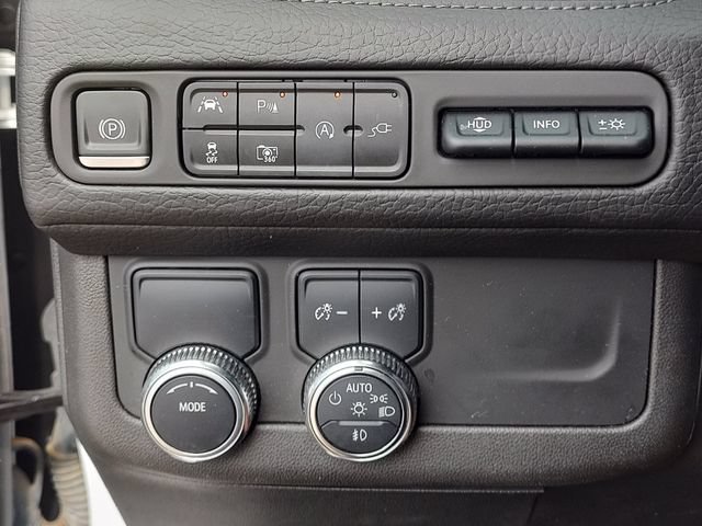 Used 2022 GMC Yukon XL Denali RWD image 22