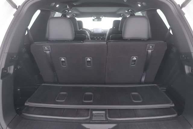 Used 2025 Honda Pilot Black Edition image 31