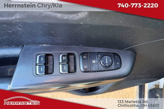 Used 2022 Kia Sportage LX image 15