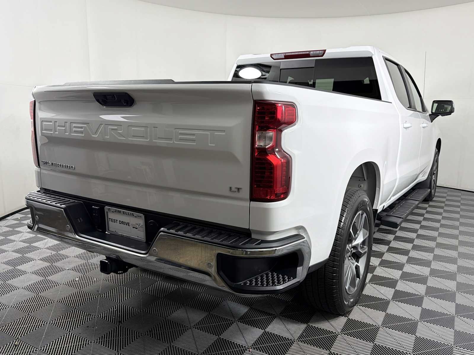Certified 2025 Chevrolet Silverado 1500 LT w/ All Star Edition Plus RWD image 6