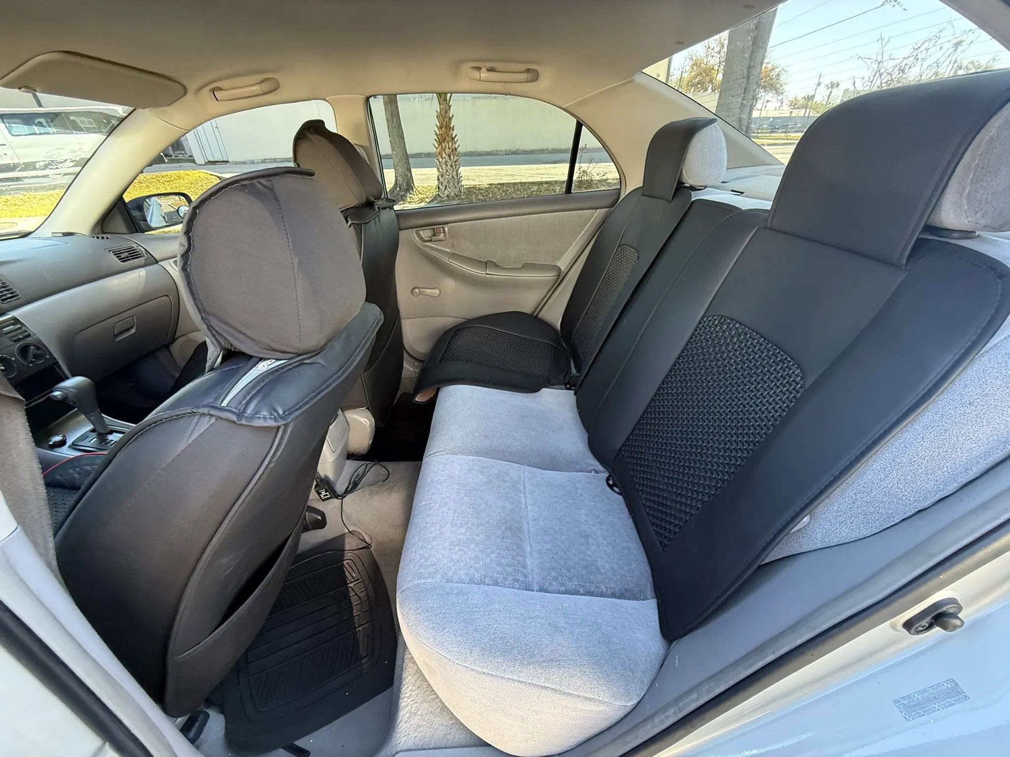 Used 2003 Toyota Corolla CE FWD image 9