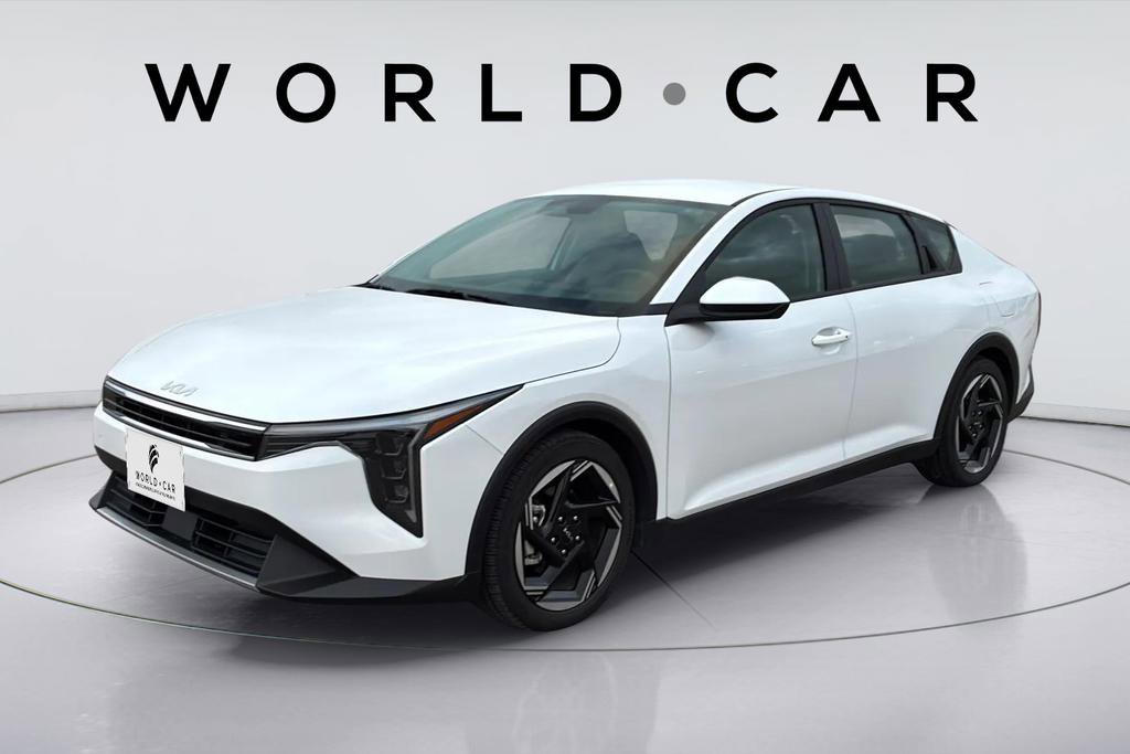 Certified 2025 Kia K4 EX FWD image 6