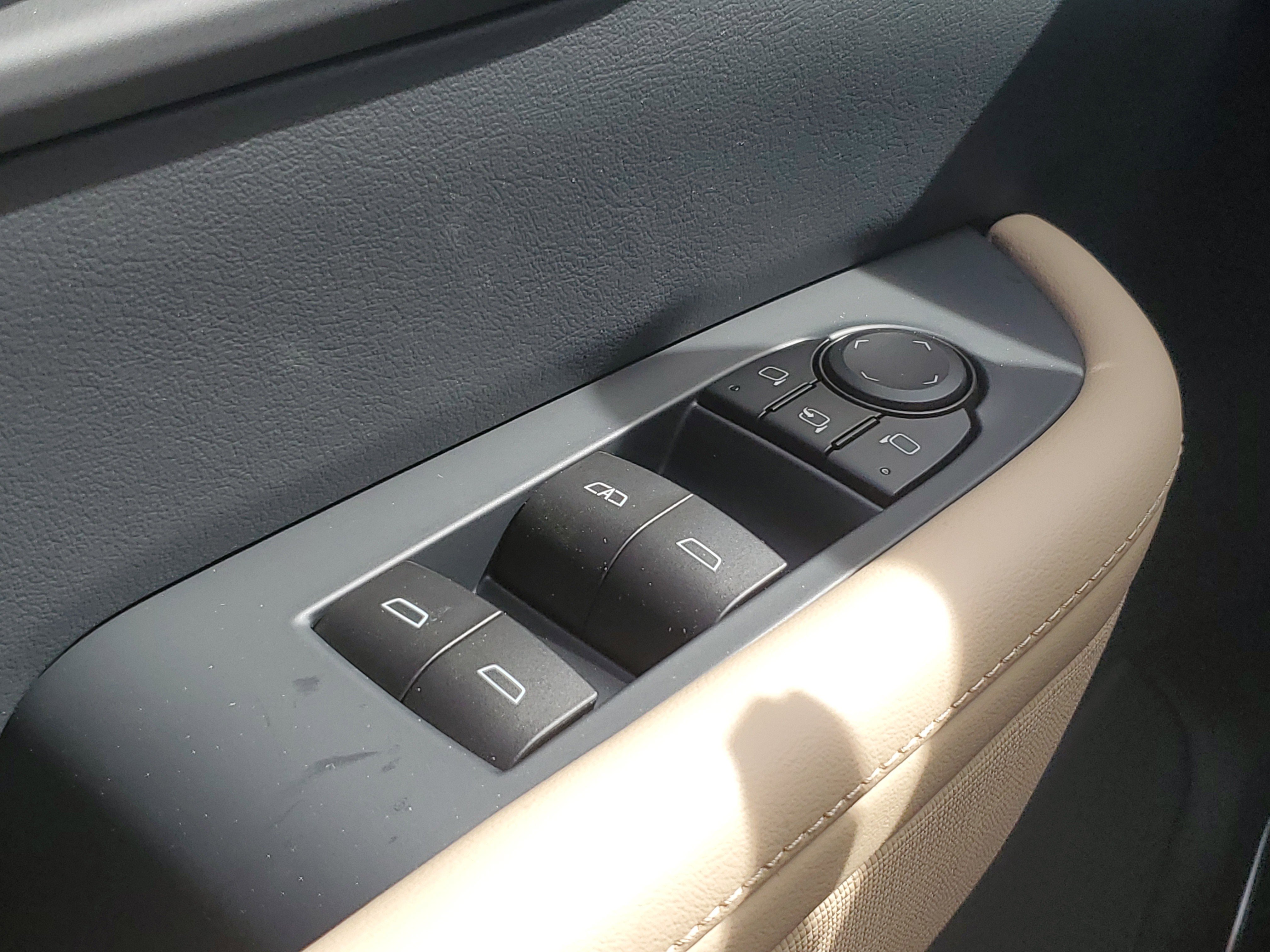 New 2026 Buick Enclave Preferred w/ LPO, Floor Liner Package image 23