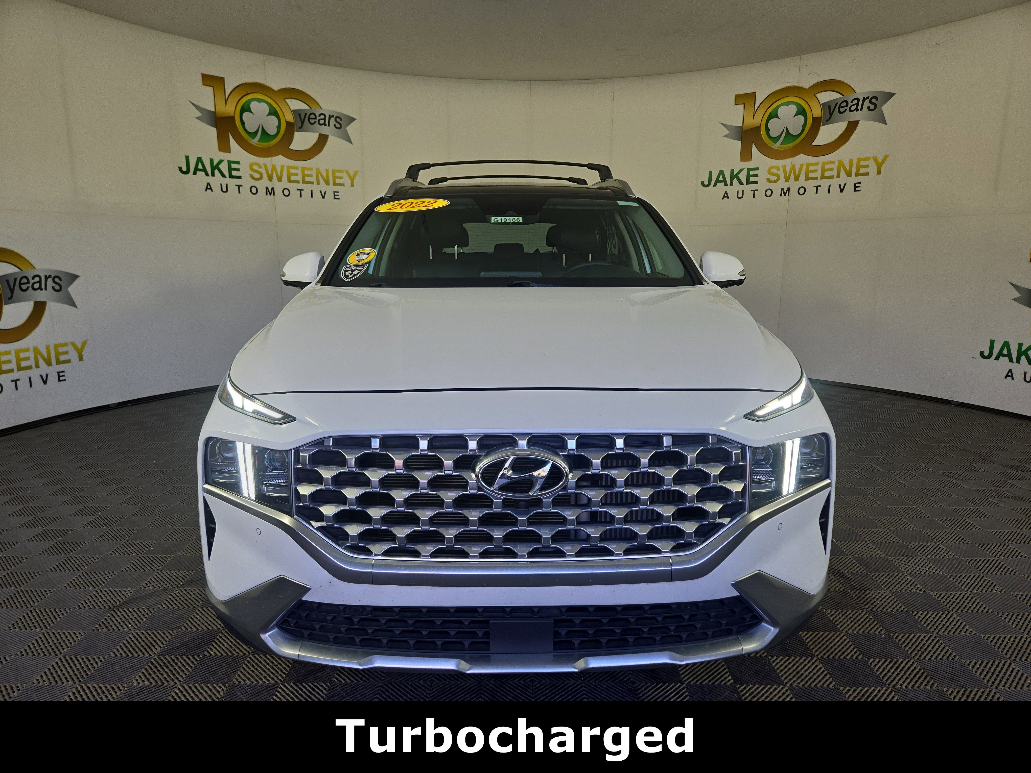 Used 2022 Hyundai Santa Fe Limited image 2