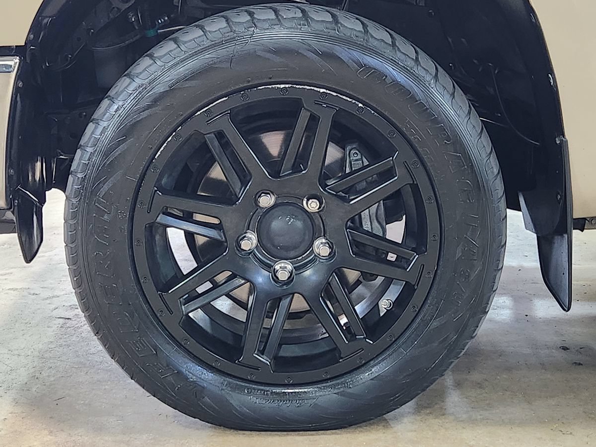 Used 2020 Toyota Tundra SR5 w/ SR5 Leather Package AWD/4WD image 31