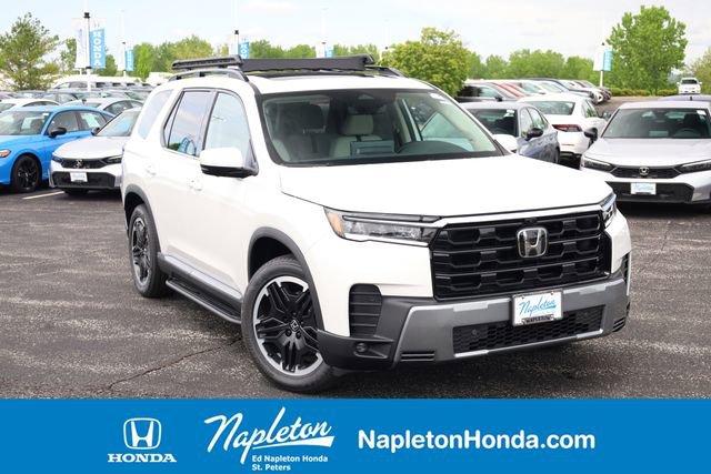 New 2026 Honda Pilot Touring image 1