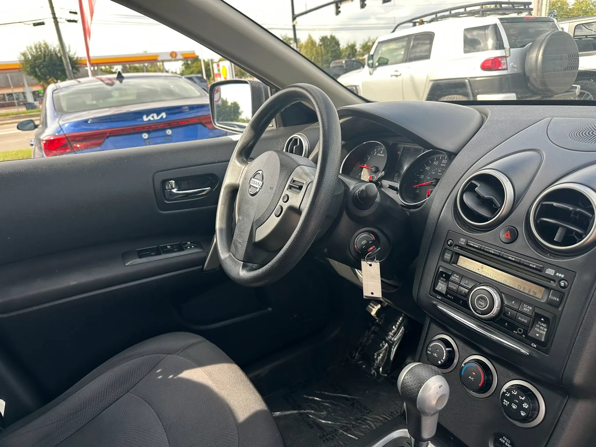 Used 2011 Nissan Rogue S FWD image 29