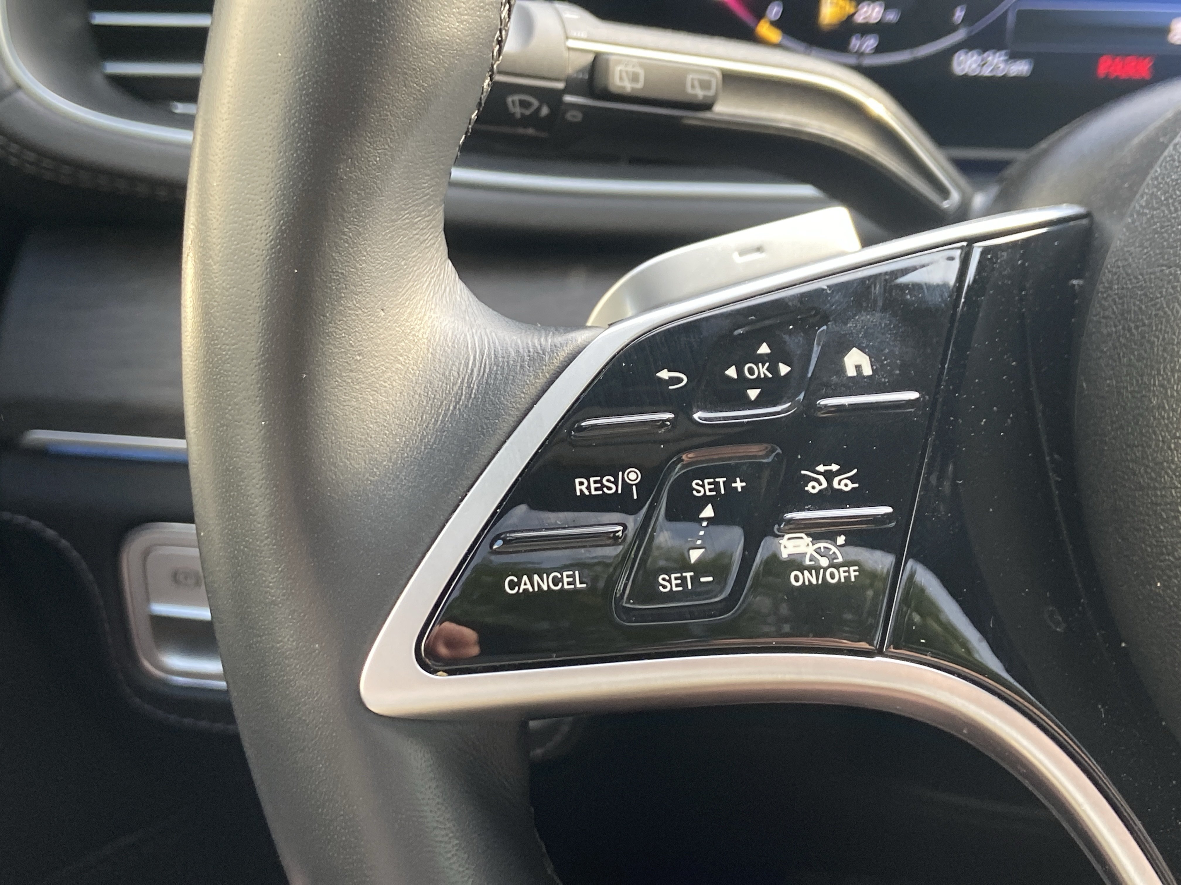 Certified 2025 Mercedes-Benz GLE 580 4MATIC image 27