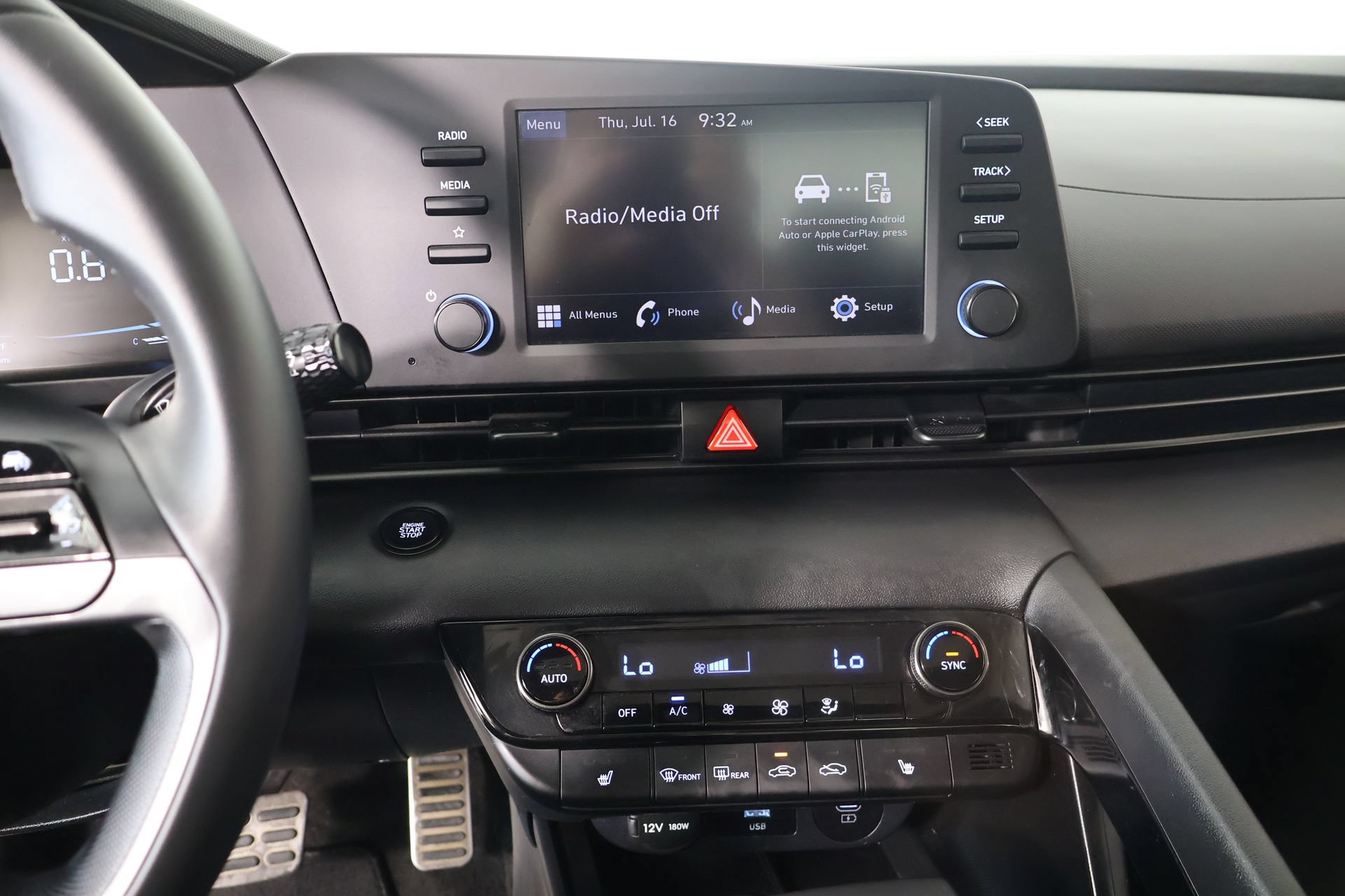 Used 2026 Hyundai Elantra SEL Sport Premium FWD image 5