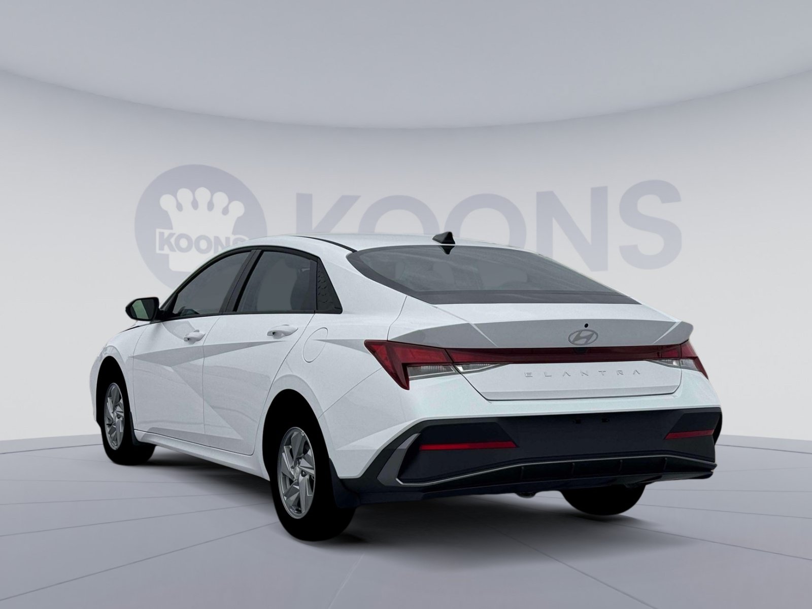 New 2026 Hyundai Elantra SE FWD image 7
