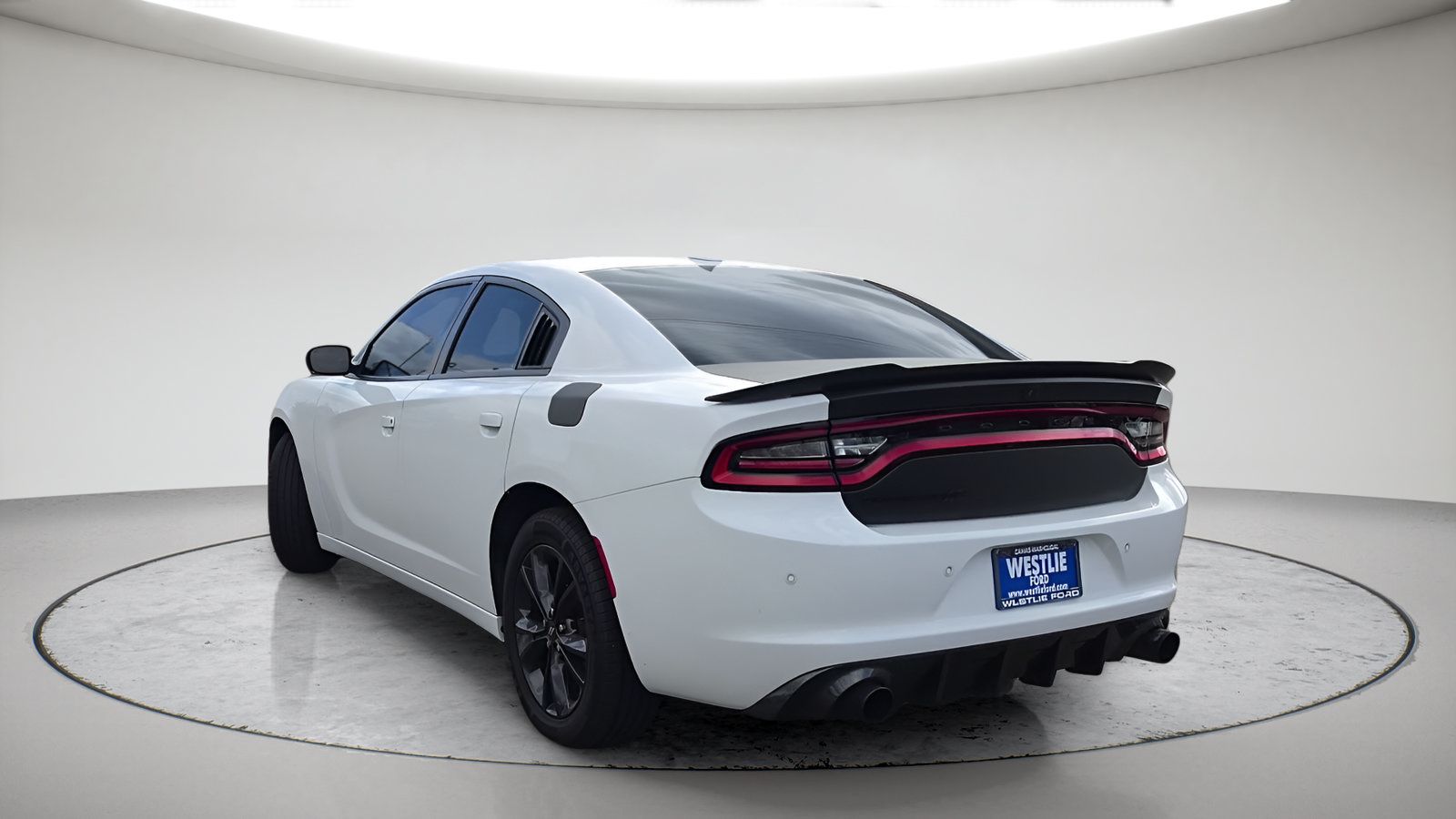 Used 2021 Dodge Charger SXT w/ Blacktop Package AWD/4WD image 9