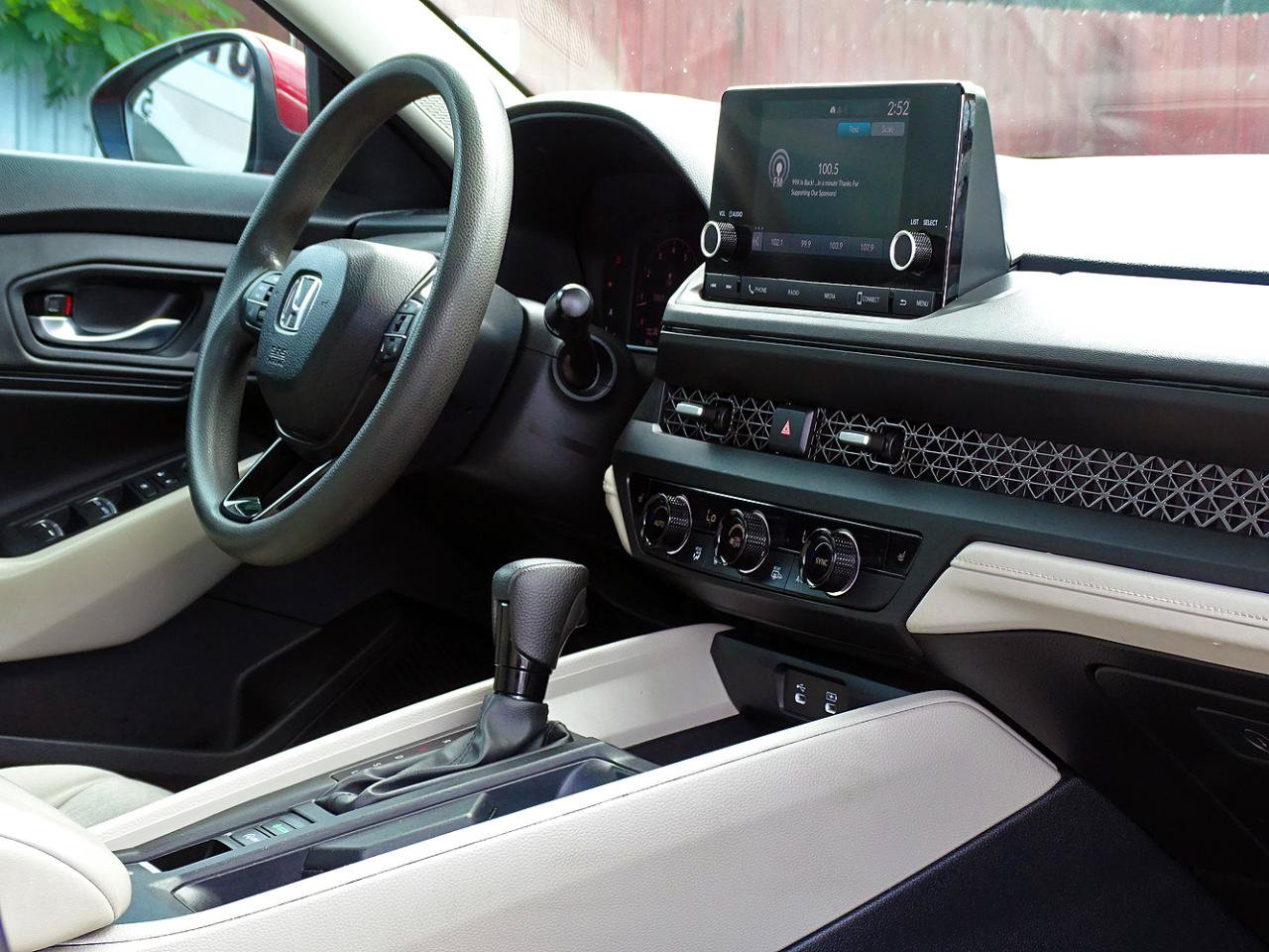 Used 2024 Honda Accord EX image 44