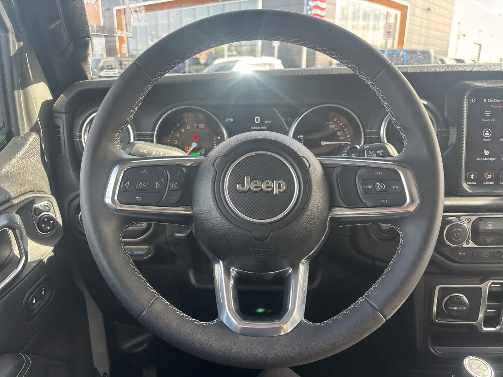 Used 2023 Jeep Wrangler Sahara image 14