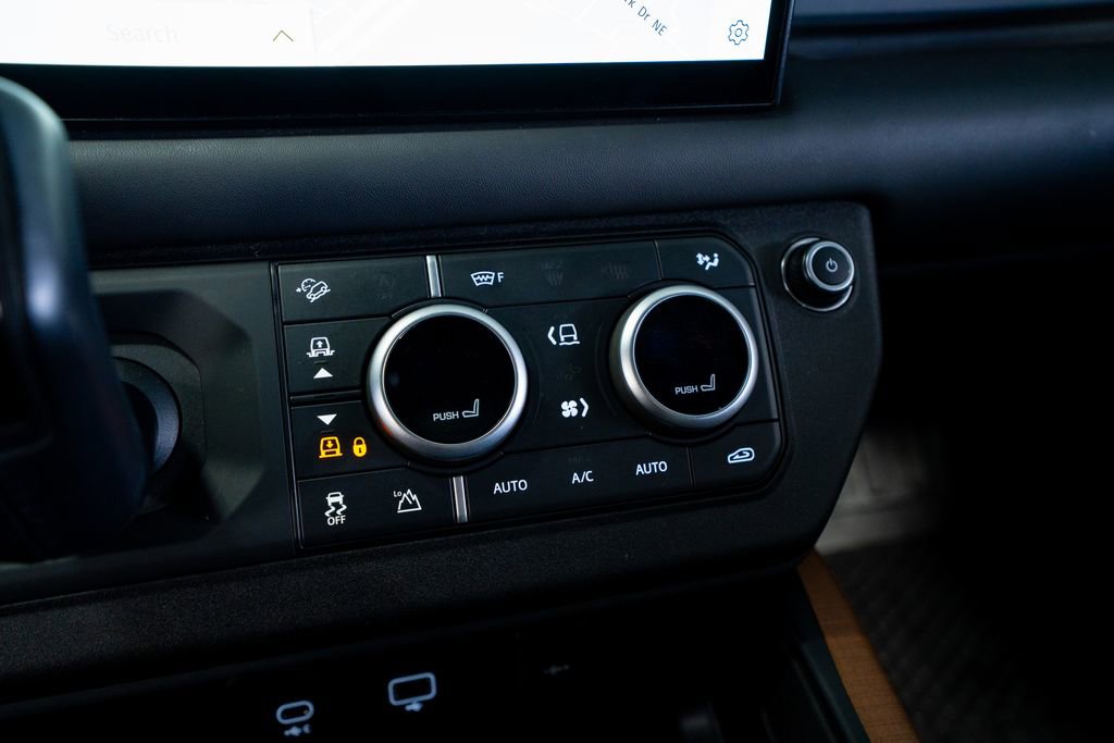 Used 2023 Land Rover Defender 110 X image 48