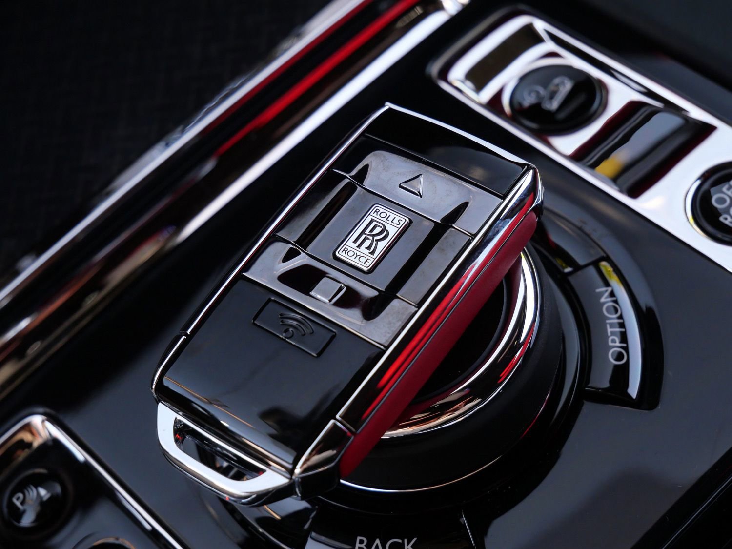 New 2026 Rolls-Royce Cullinan Black Badge AWD/4WD image 34