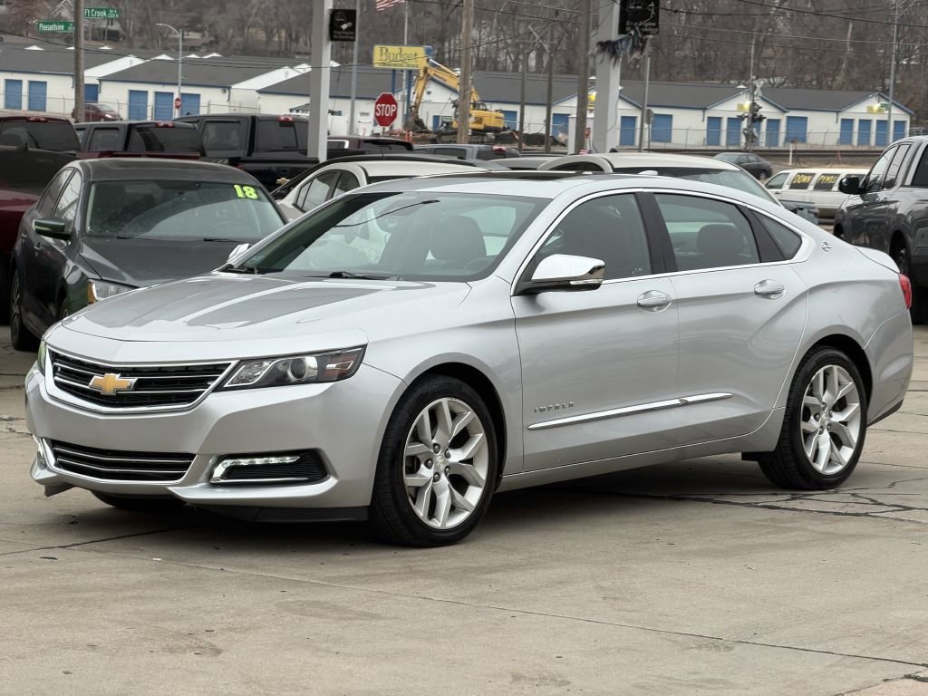 Used 2017 Chevrolet Impala Premier w/ Enhanced Convenience Package image 3