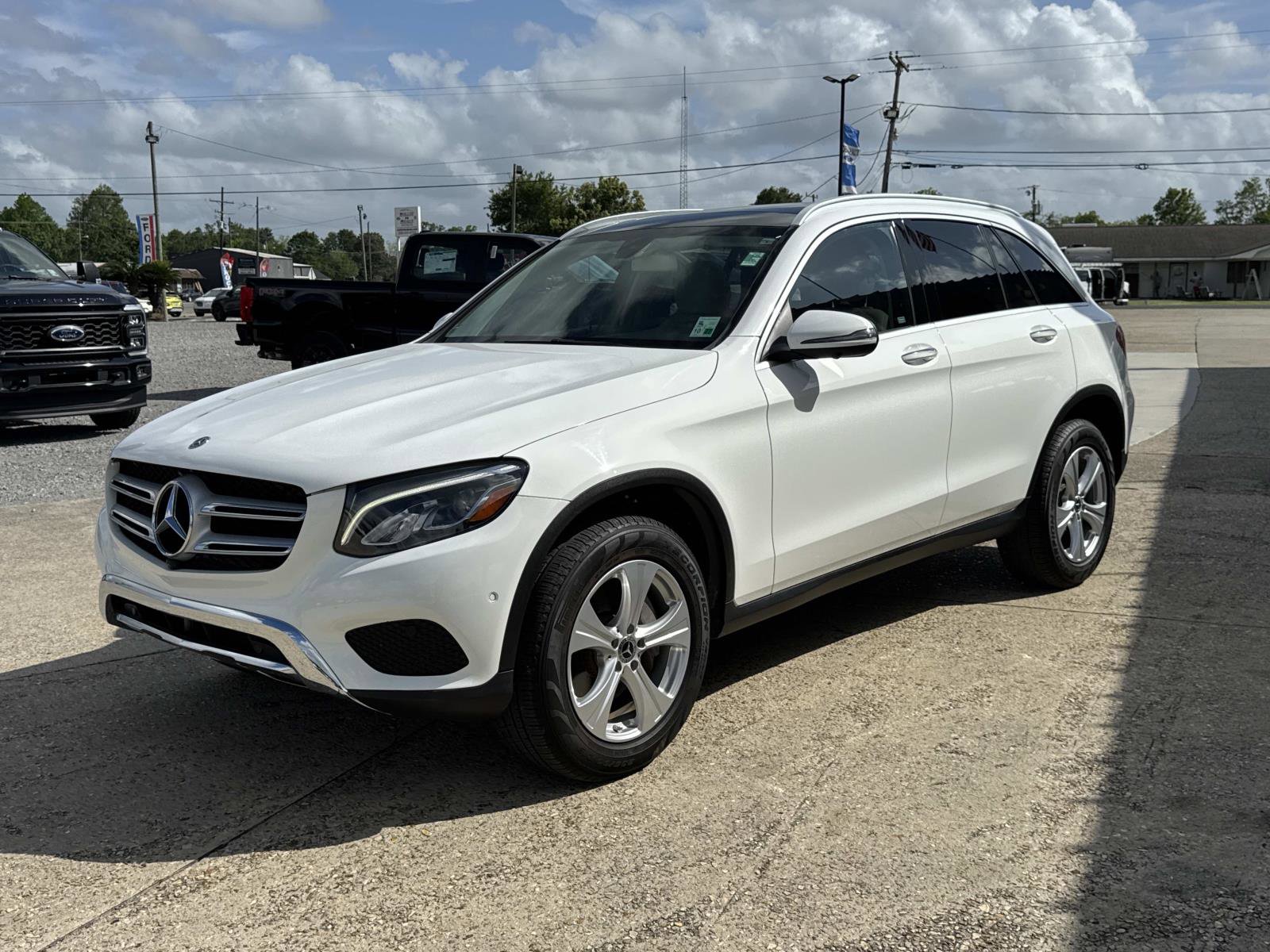 Used 2018 Mercedes-Benz GLC 300 image 3