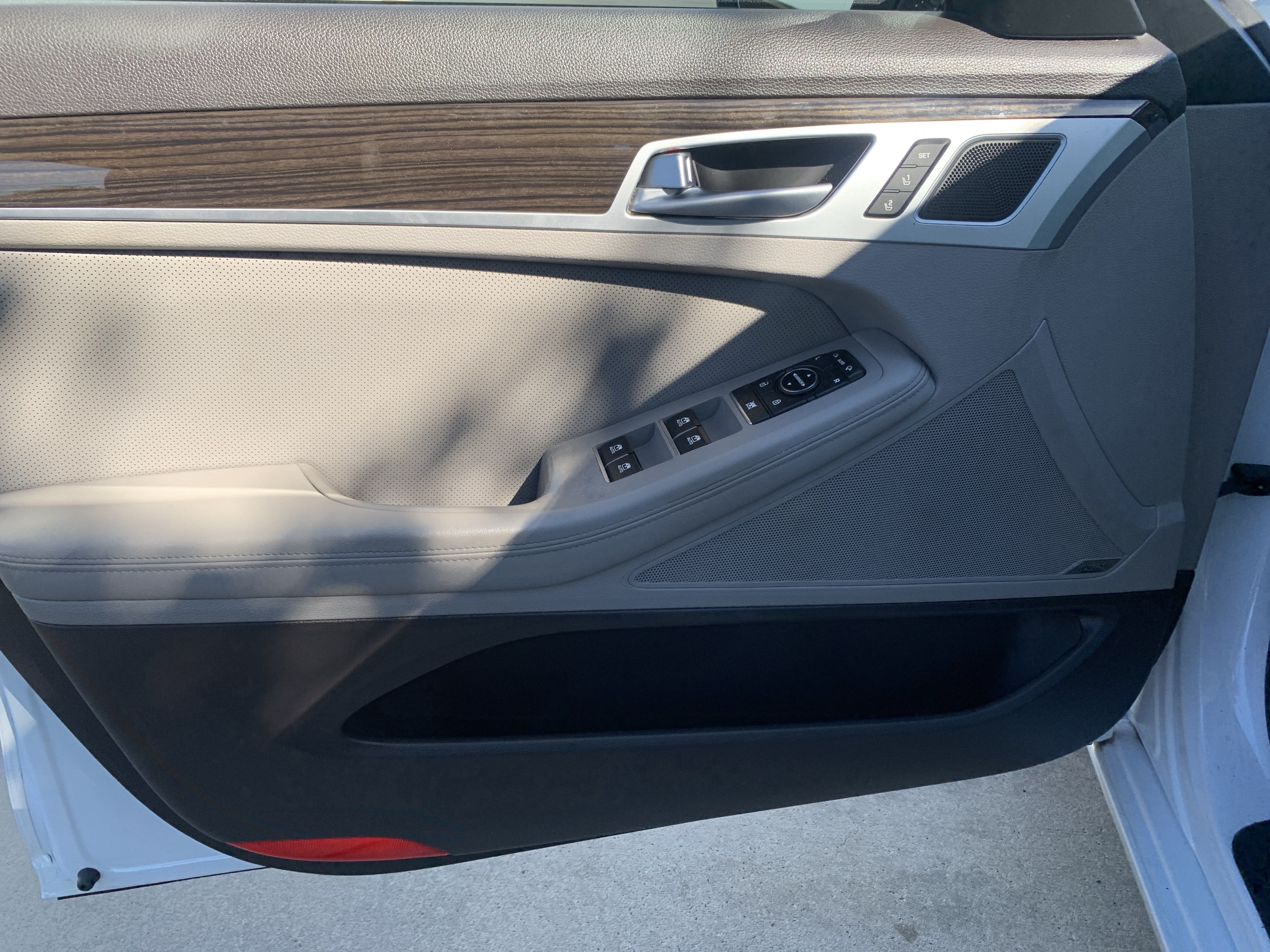 Used 2015 Hyundai Genesis 3.8 w/ Option Group 03 RWD image 14