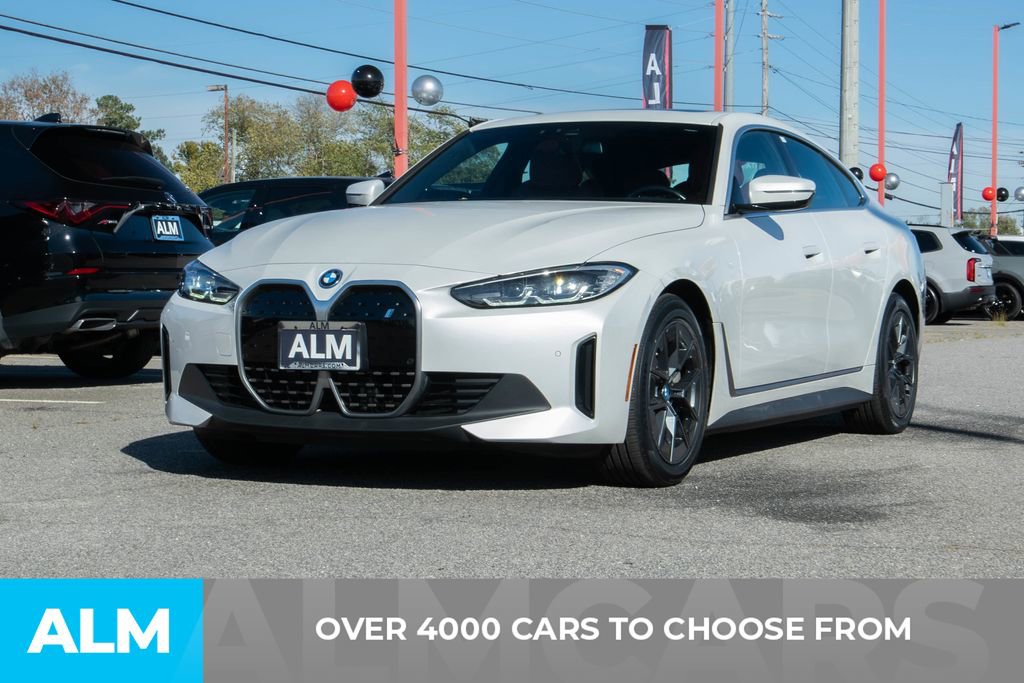 Used 2023 BMW i4 eDrive40 image 3