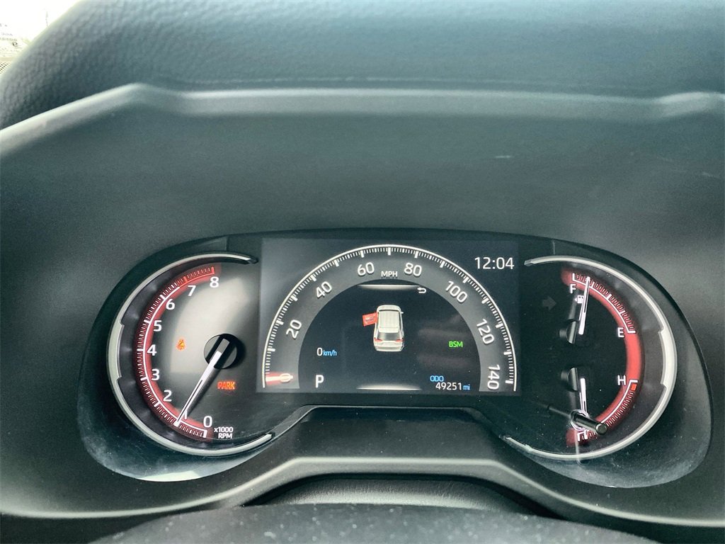 Used 2023 Toyota RAV4 XLE image 10