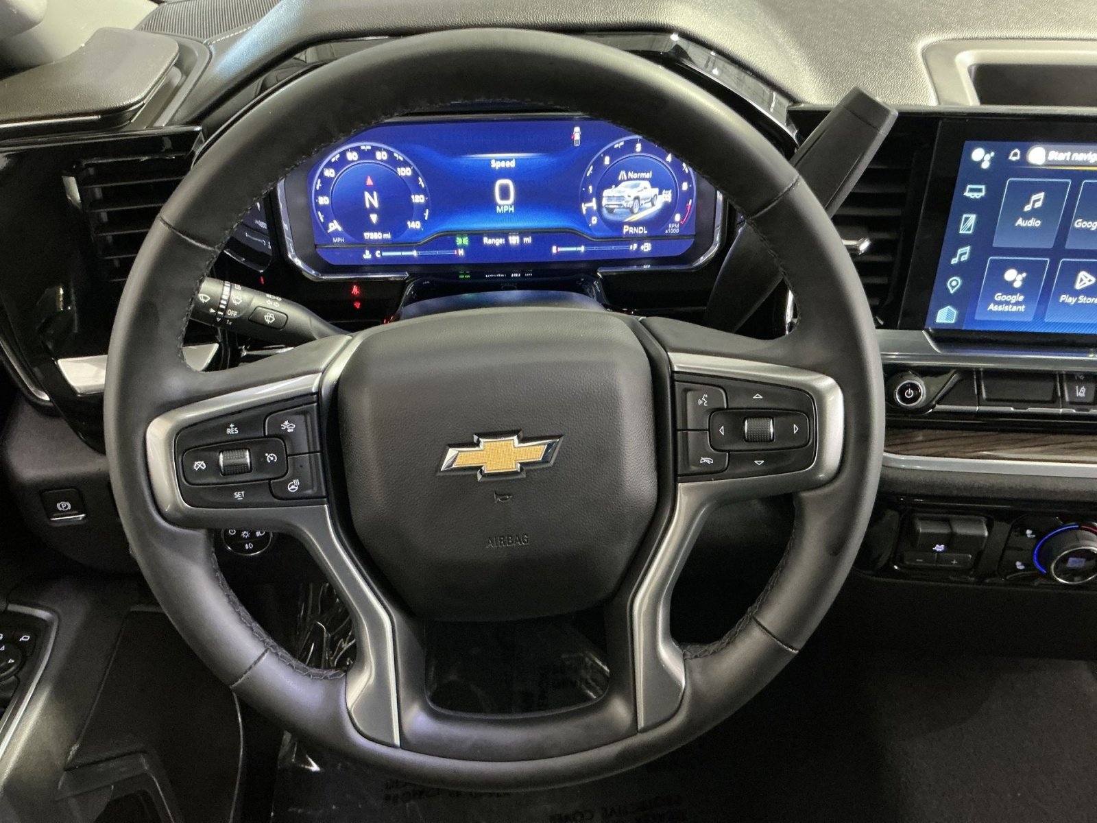 Used 2025 Chevrolet Silverado 2500 LT AWD/4WD image 24