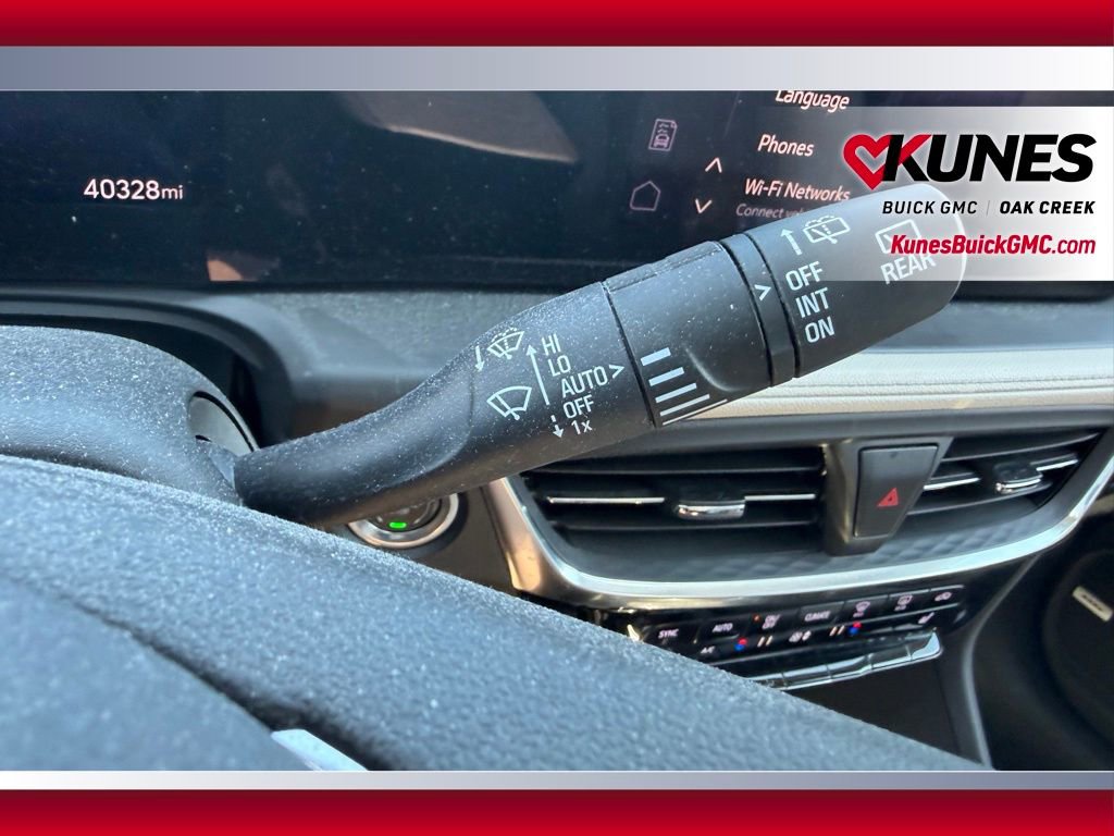 Used 2024 Buick Encore GX Avenir w/ Avenir Technology Package AWD/4WD image 17