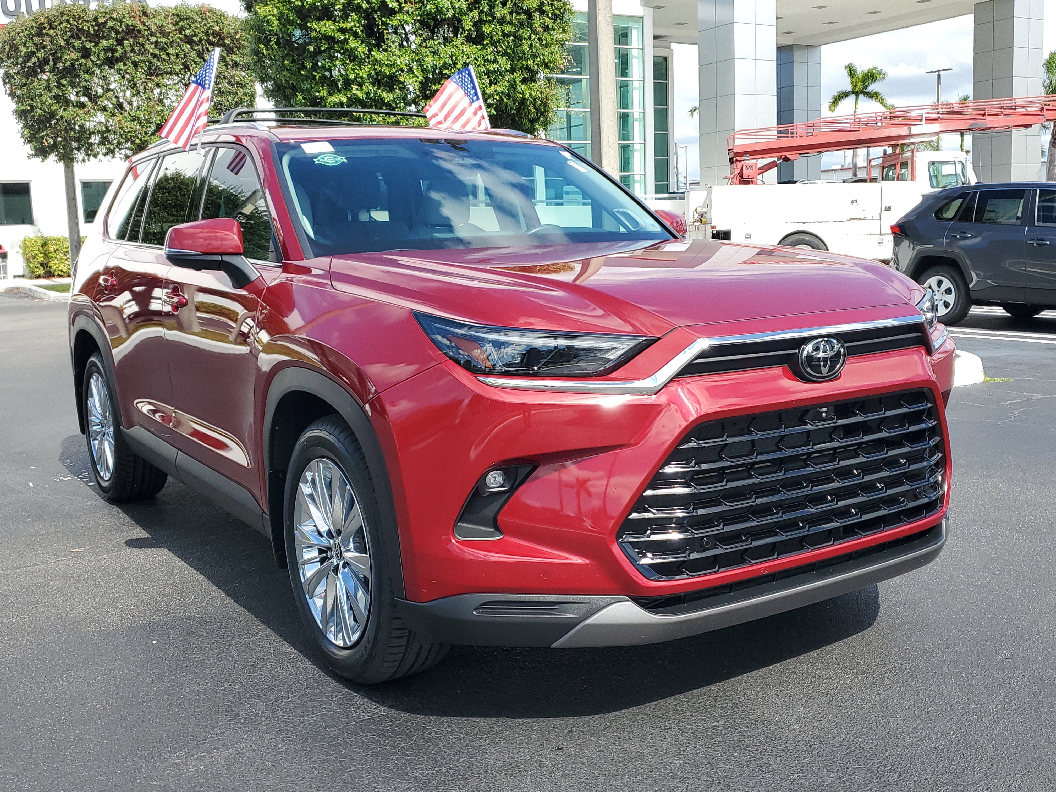 Used 2024 Toyota Grand Highlander Platinum video 2