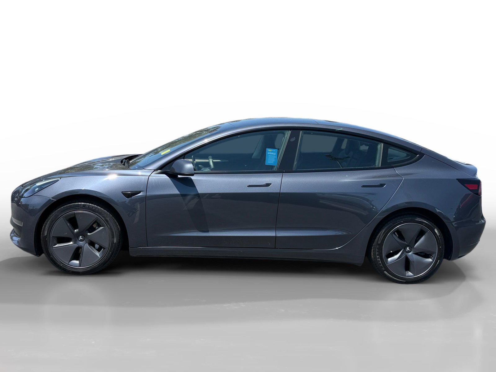 Used 2023 Tesla Model 3 Standard Range RWD image 2