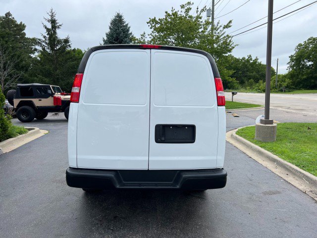 Used 2019 GMC Savana 2500 w/ Driver Convenience Package image 6